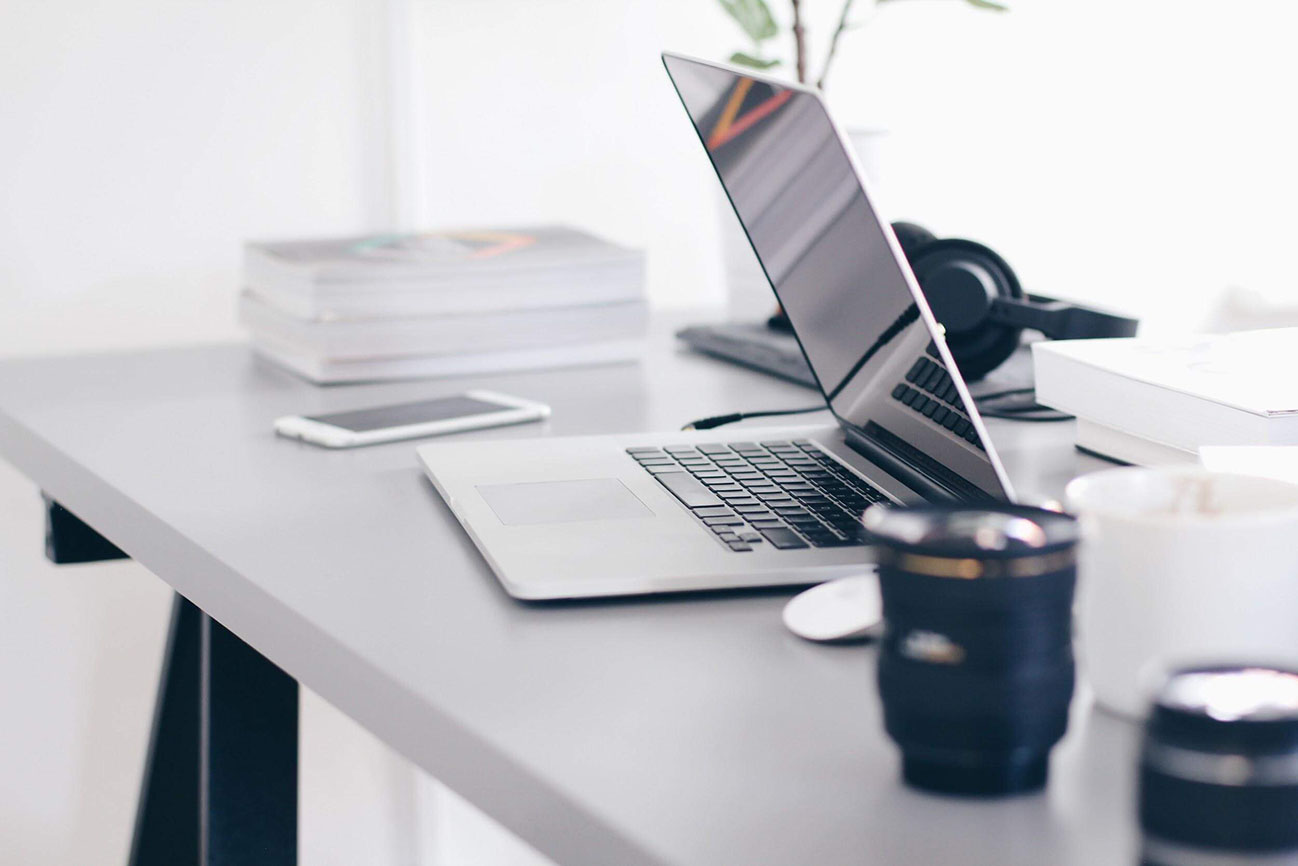 オフィスにBGMを流す企業が増えている？メリットと注意点をご紹介